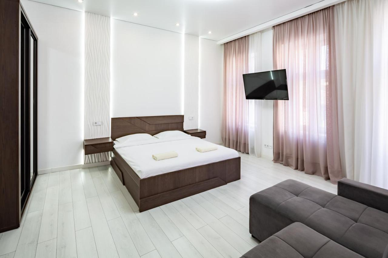 Romari Апартаменти Куліша 41 Lviv Buitenkant foto