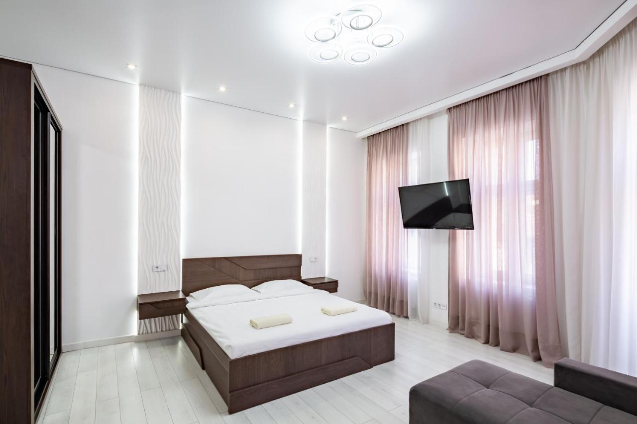 Romari Апартаменти Куліша 41 Lviv Buitenkant foto